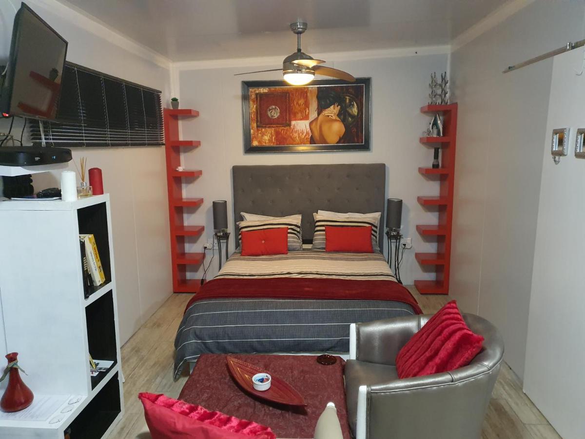 Atlantic Studio - Compact Unit With Sea Views Melkbosstrand Exterior foto