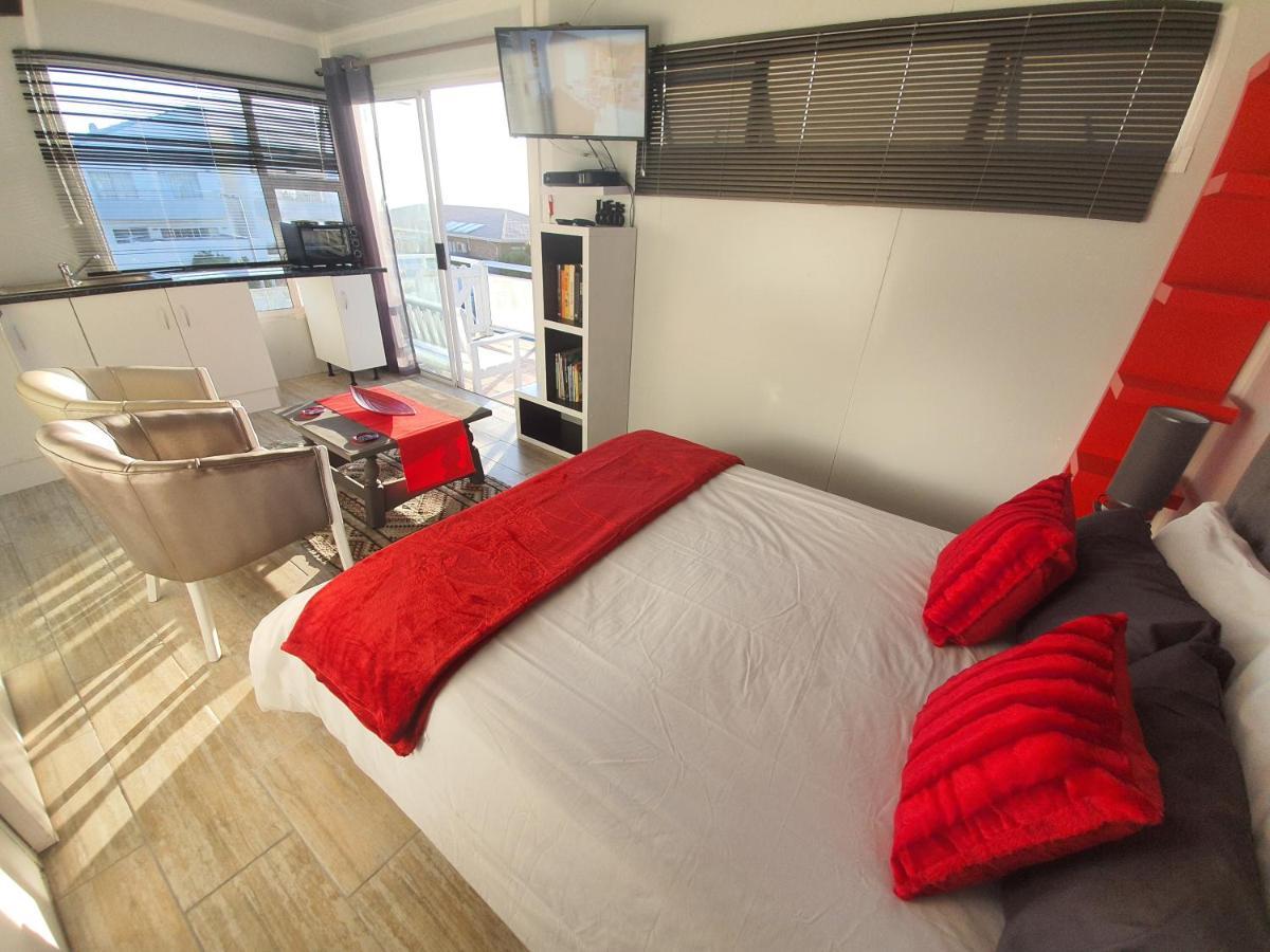 Atlantic Studio - Compact Unit With Sea Views Melkbosstrand Exterior foto